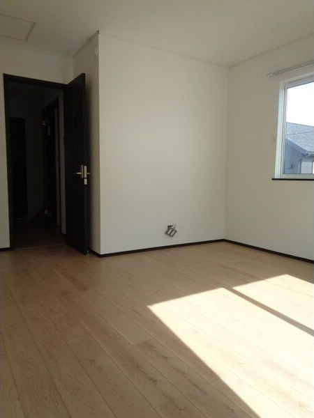 グランドガーデンの居間・リビング