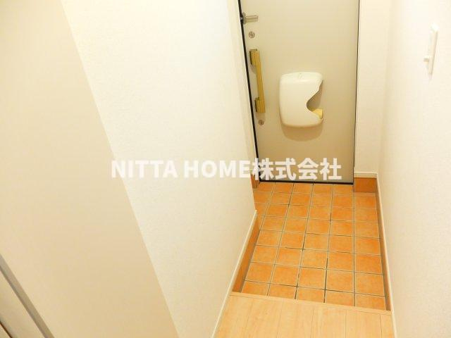 ツバメの玄関|シューズボックス完備の玄関です☆