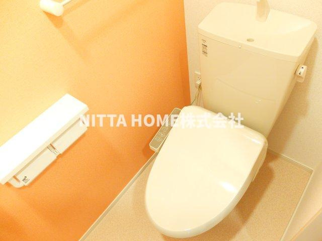 ツバメのトイレ|温水洗浄付きのトイレになります◇