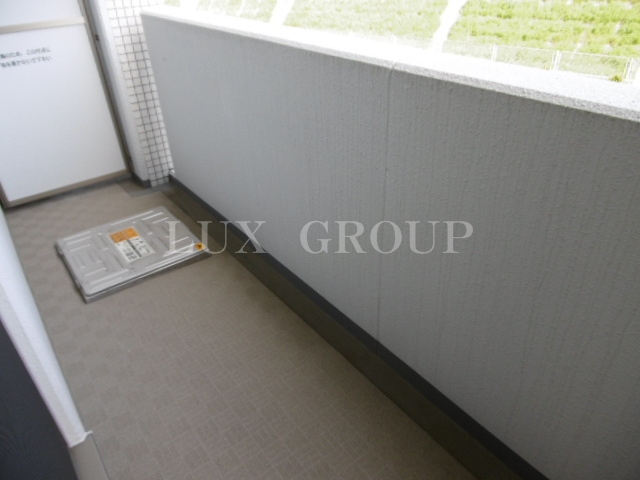 【バルコニー】 | リリー・ヒルズ