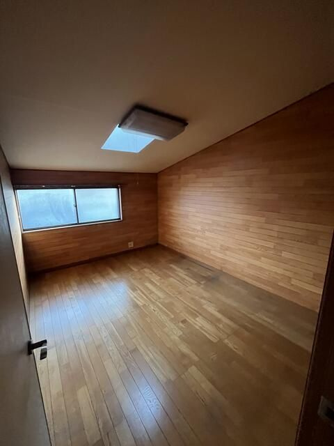 小平市小川町１丁目戸建の洋室