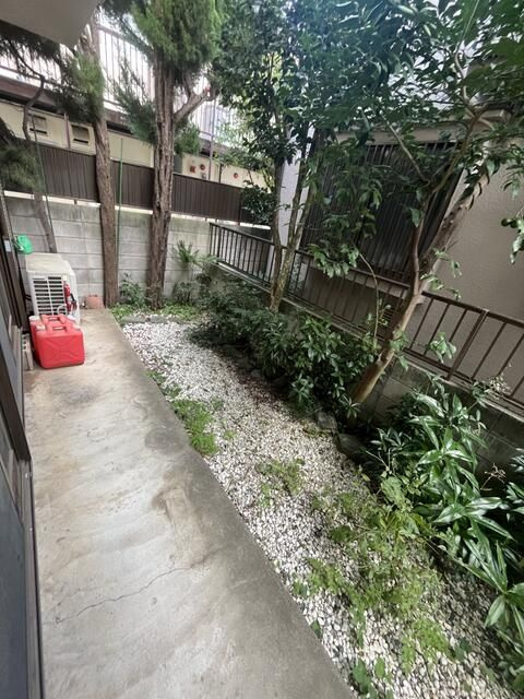 小平市小川町１丁目戸建の庭