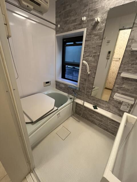 小平市小川町１丁目戸建の浴室