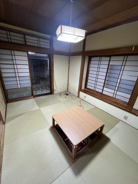 小平市小川町１丁目戸建の居間・リビング