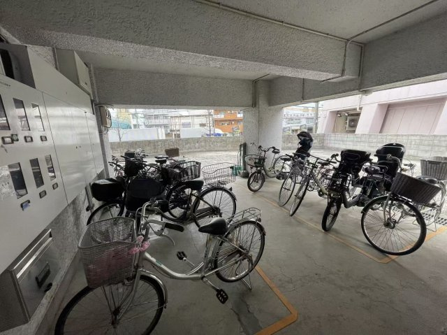 プリンスマンションの駐輪場