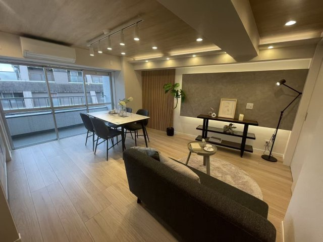 プリンスマンションの居間・リビング