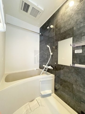 豊島区東池袋５丁目の賃貸マンションの浴室