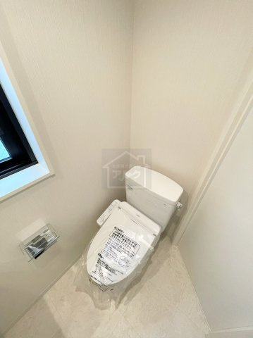 豊島区東池袋５丁目の賃貸マンションのトイレ