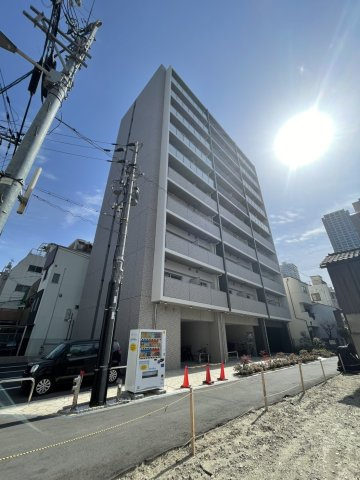 Alivis北梅田の外観
