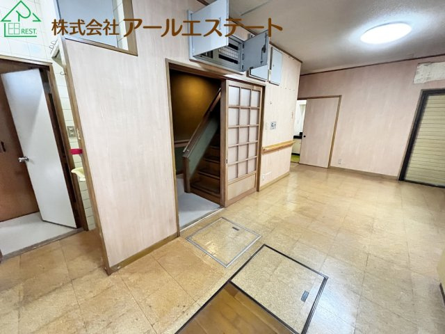 姫路市藤ケ台　　JR「播磨高岡駅」徒歩12分の居間・リビング