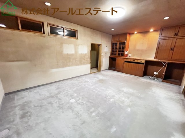 姫路市藤ケ台　　JR「播磨高岡駅」徒歩12分の洋室