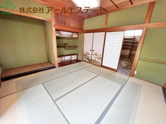 姫路市藤ケ台　　JR「播磨高岡駅」徒歩12分の和室