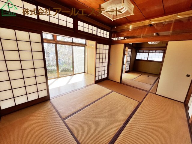 姫路市藤ケ台　　JR「播磨高岡駅」徒歩12分の和室