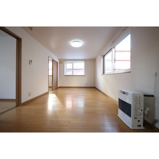 【居間・リビング】 | ステラガーデン山鼻