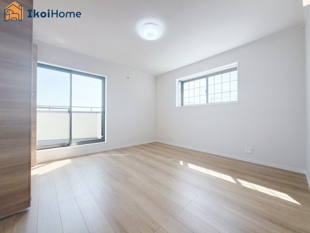 明石市魚住町錦が丘1丁目6-31の寝室|【ホームページに現地動画掲載中】●年中無休：当日予約可●カーテン・カーテンレールが付いていません。