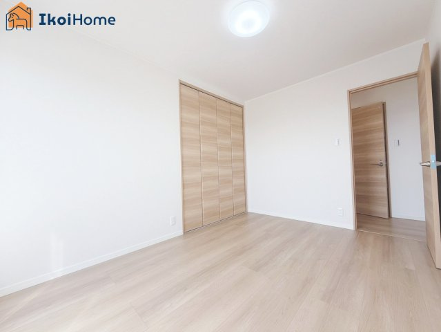 明石市魚住町錦が丘1丁目6-31の寝室|【ホームページに現地動画掲載中】●年中無休：当日予約可●弊社独自の「自己資金0円プラン」もあります。