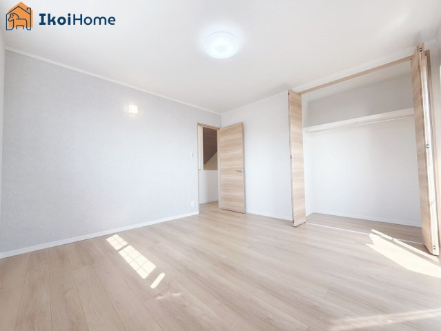 明石市魚住町錦が丘1丁目6-31の子供部屋|【ホームページに現地動画掲載中】●年中無休：当日予約可●2階は10帖、6帖、8帖ございます