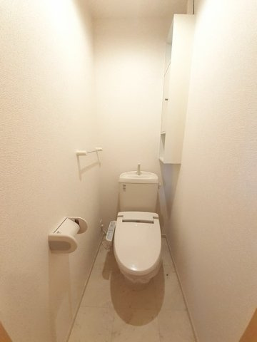 アールフォーレのトイレ|清潔感のあるトイレです