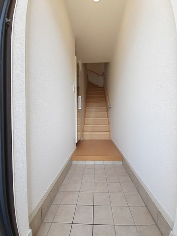 ビジュ・リアンＡの玄関|玄関です