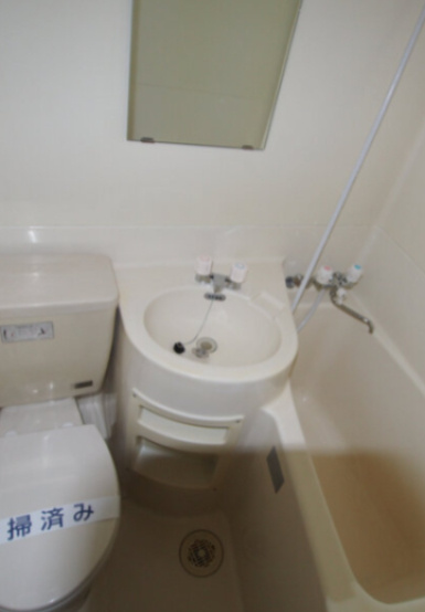グリーンハイツ本郷の洗面所