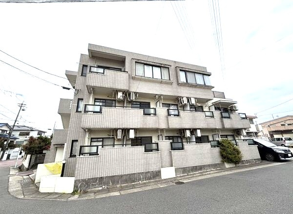 アーバンエコール島田の外観