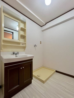 【洗面所】 | ロマネスク大名