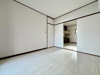 【居間・リビング】 | ロマネスク大名