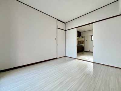 【居間・リビング】 | ロマネスク大名