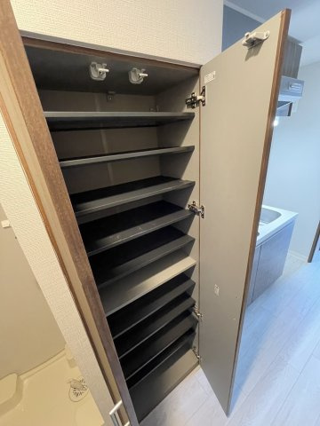 【玄関】 | フォーリアライズ天王寺ヴァロール