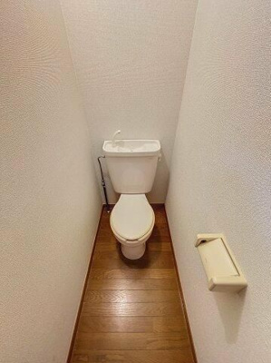 【トイレ】 | イーデンパーク | 清潔感のあるトイレです