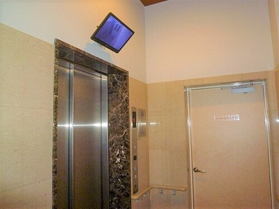 【設備】 | ライオンズ赤坂セントマークス | モニター付エレベータ※前回募集時の写真２０２３年１月撮影