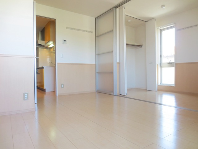 トレビナ中浦和の居間・リビング