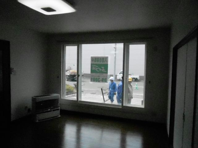 睦２－２－１６テラスハウスの居間・リビング