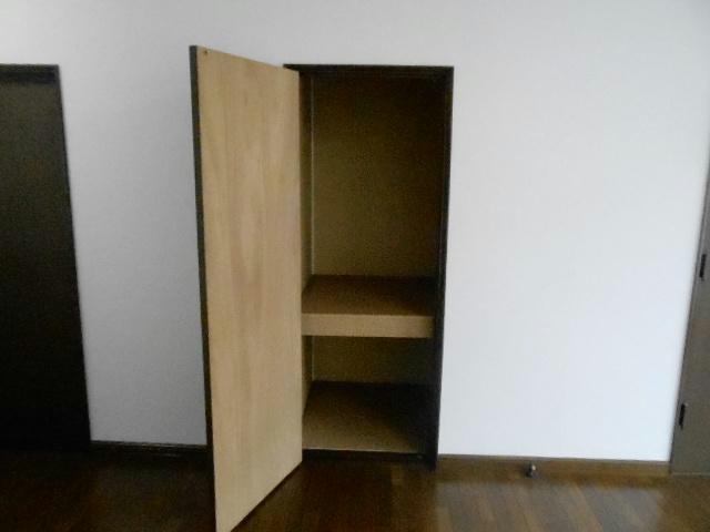 睦２－２－１６テラスハウスの収納