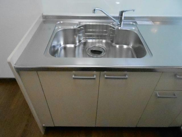 睦２－２－１６テラスハウスのキッチン