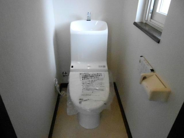 睦２－２－１６テラスハウスのトイレ