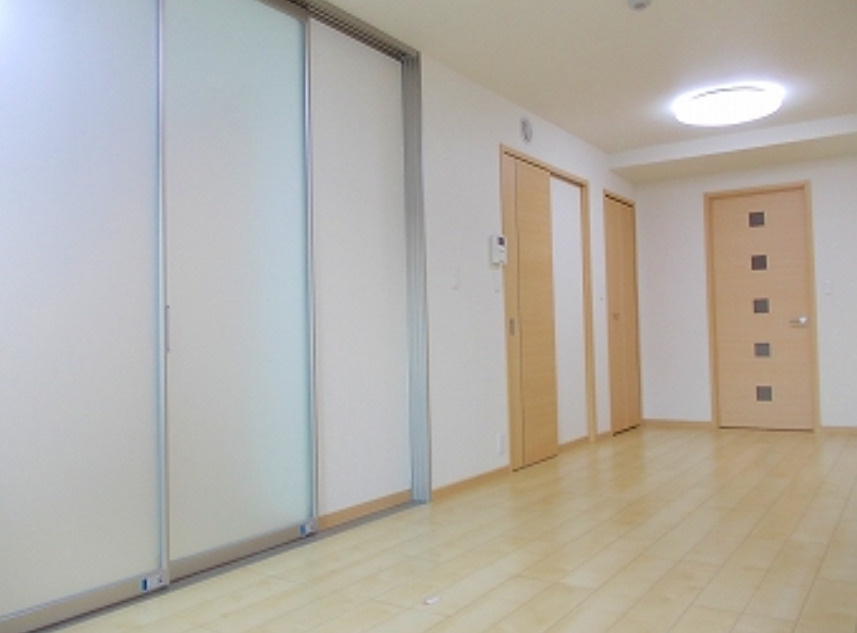 クレール姫路の居間・リビング