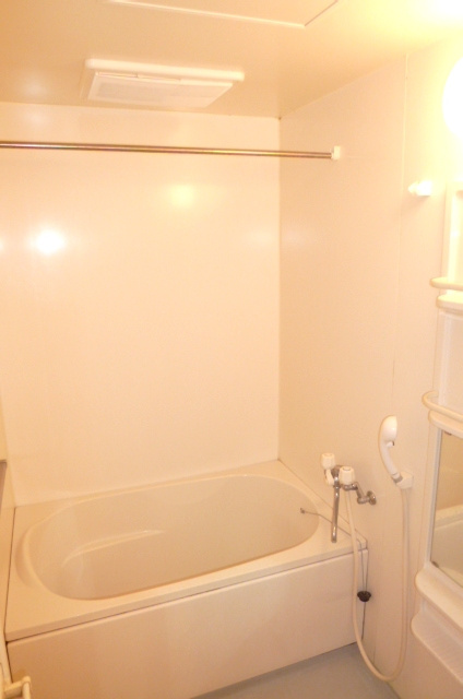 オーベルジュ錦の浴室|落ち着いた空間のお風呂です