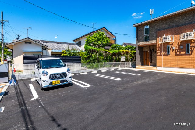 ル・フランⅡの駐車場