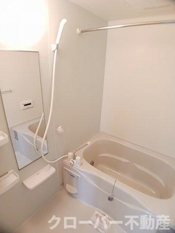 アンシャンテ和田浜Ａの浴室
