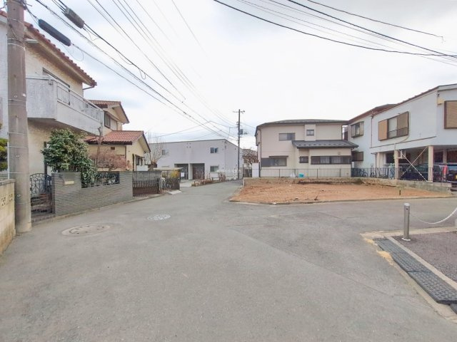 ふじみ野市苗間の売地の前面道路含む現地写真