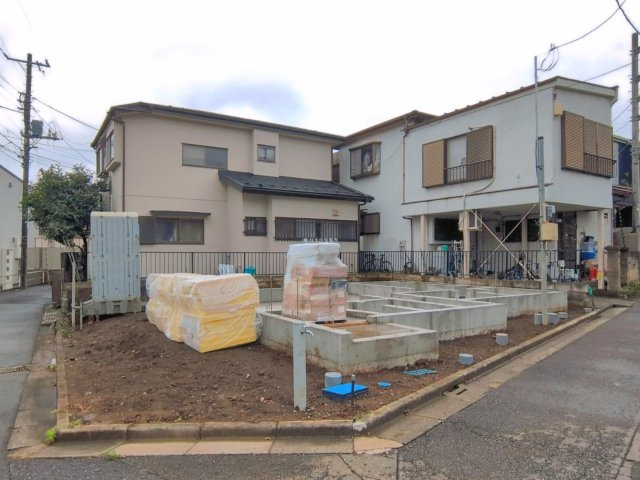 ふじみ野市苗間の新築一戸建の外観|2026年6月撮影　
急行停車駅「ふじみ野」駅徒歩11分の好立地！
3LDK+カースペース2台　新築一戸建て♪
資料請求やご見学どお気軽にお問い合わせください。