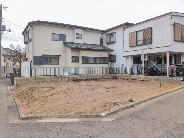 ふじみ野市苗間の売地の外観|陽当たり良好、開放感のある角地♪