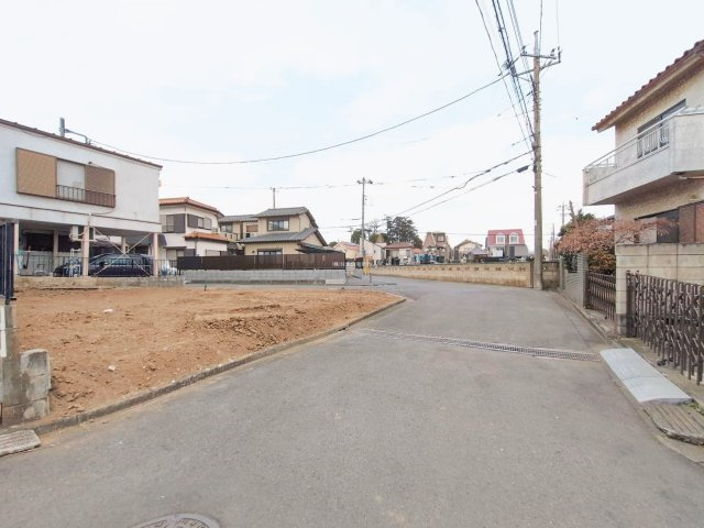 ふじみ野市苗間の売地の前面道路含む現地写真