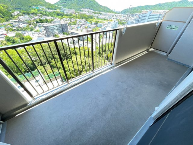 グレーシィ須磨アルテピアⅢ番街2のバルコニー