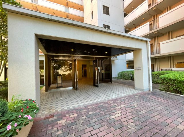 グレーシィ須磨アルテピアⅢ番街2のエントランス