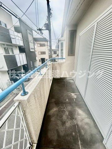 安立1丁目一戸建のバルコニー