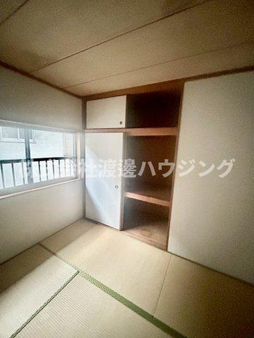 安立1丁目一戸建の収納