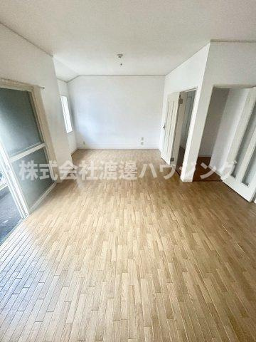 安立1丁目一戸建の寝室