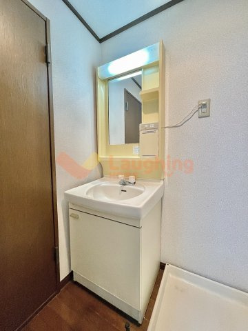 クラウンII津福の洗面所|使いやすい洗面所です